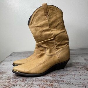 Vintage zodiac tan leather slouch western cowboy cowgirl boots 6.5 made in USA
